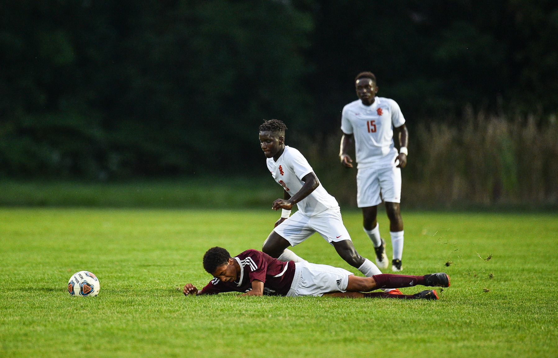 091019-mda-spt-moline-rocky-soc-037a.jpg